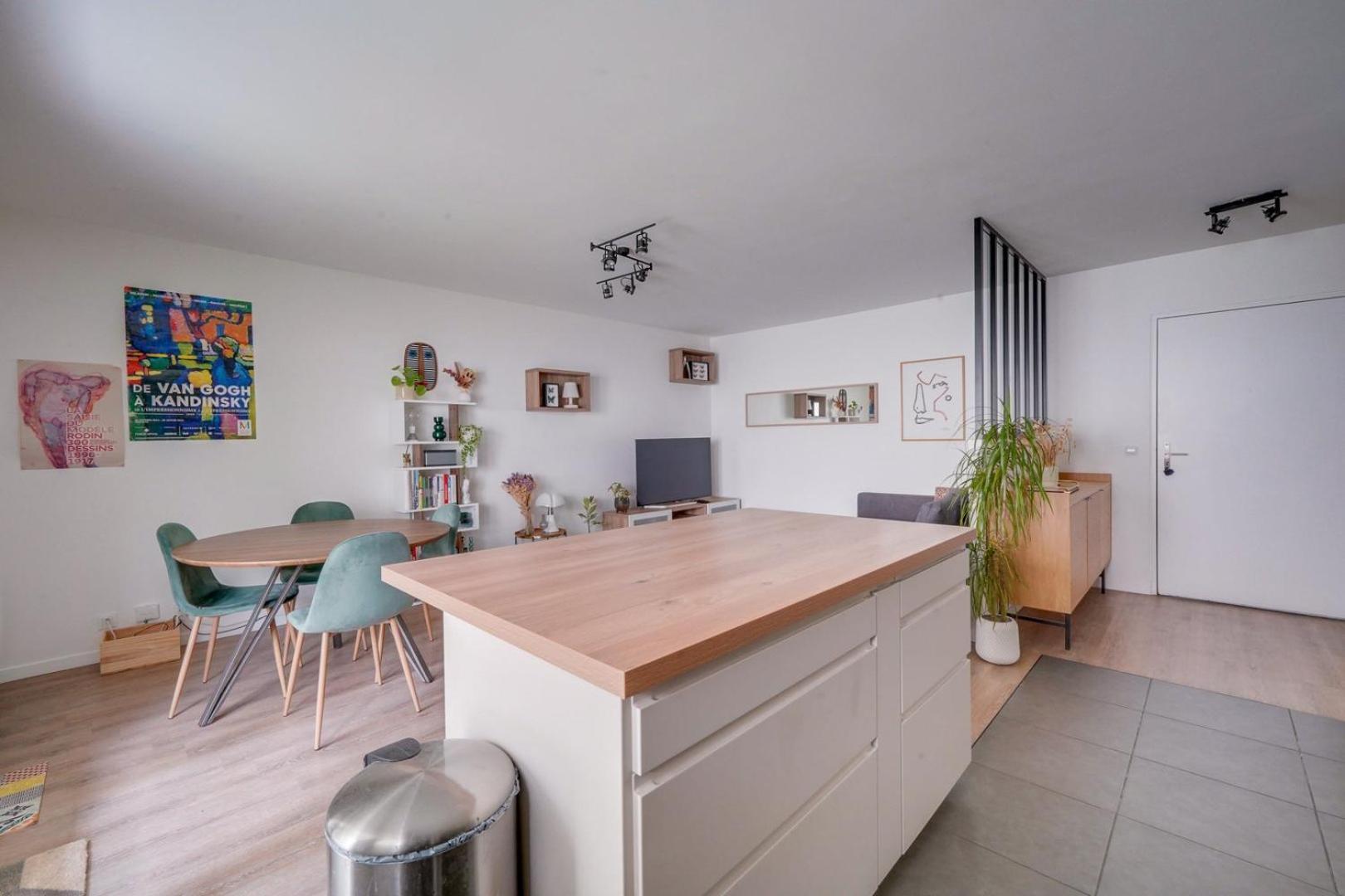 Pleasant Flat In Bordeaux With Terrace And Parking Leilighet Eksteriør bilde