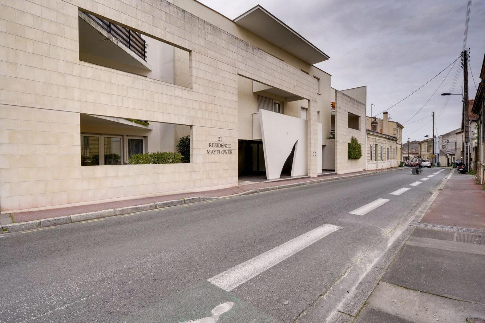 Pleasant Flat In Bordeaux With Terrace And Parking Leilighet Eksteriør bilde